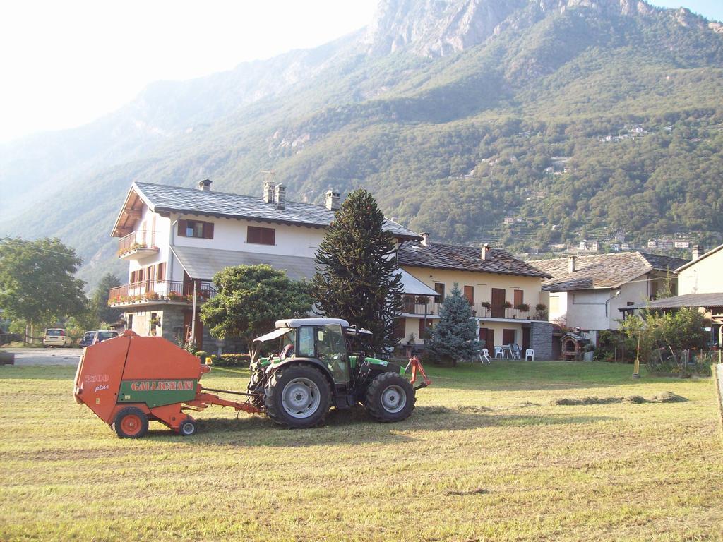 Agriturismo La Grange Pont-Saint-Martin Ngoại thất bức ảnh