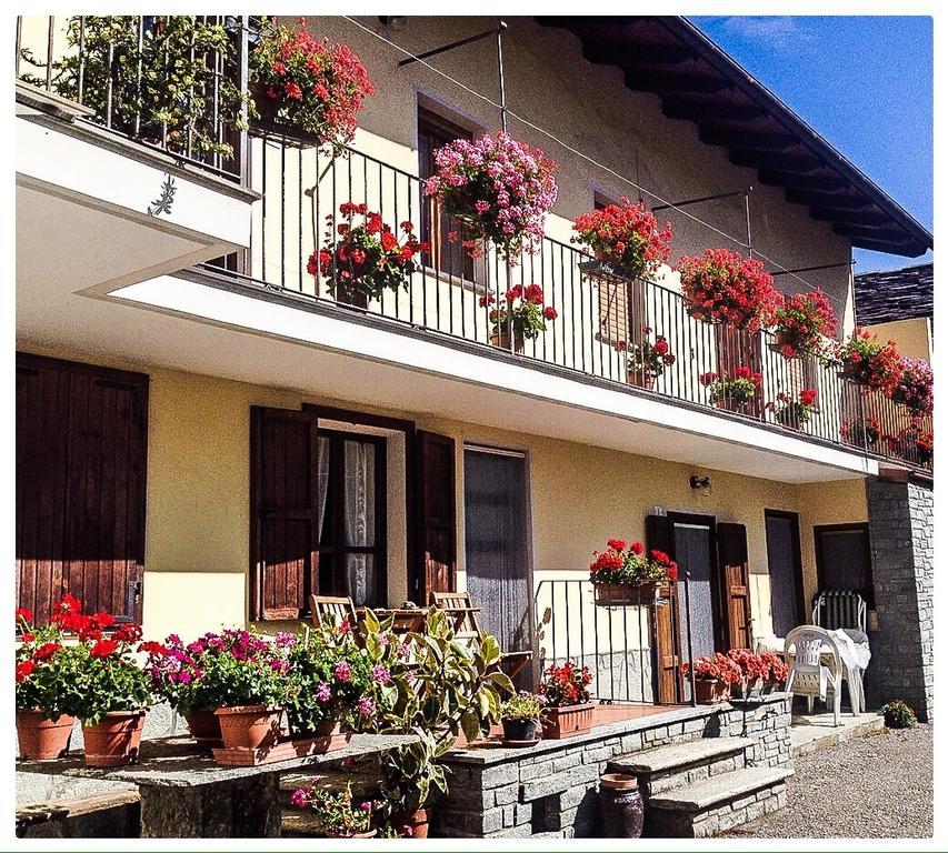 Agriturismo La Grange Pont-Saint-Martin Ngoại thất bức ảnh