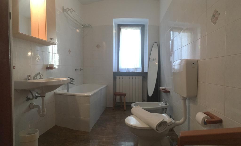 Agriturismo La Grange Pont-Saint-Martin Phòng bức ảnh